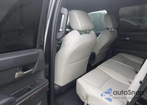 2025 Toyota Tacoma Limited from USA, damaged, VIN 3TMLB5JN7SM089984